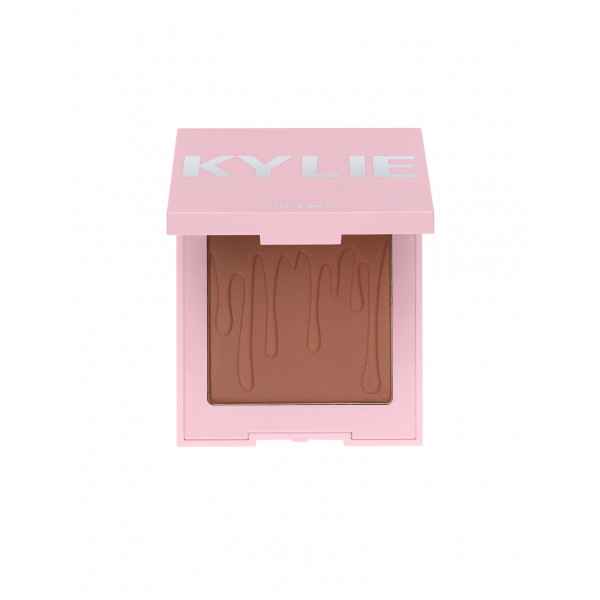 Kylie Bronzer - Tanned and Gorgeous